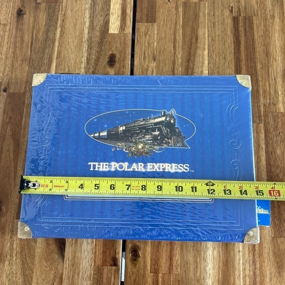 Hallmark The Polar Express Keepsake storage box. NEW - Picture 10 of 13